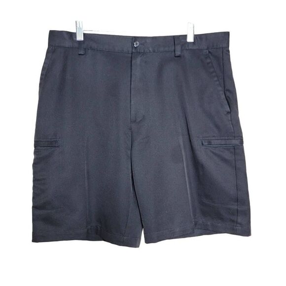 IZOD Perform x Golf Cargo Shorts Black 36" - Picture 1 of 10